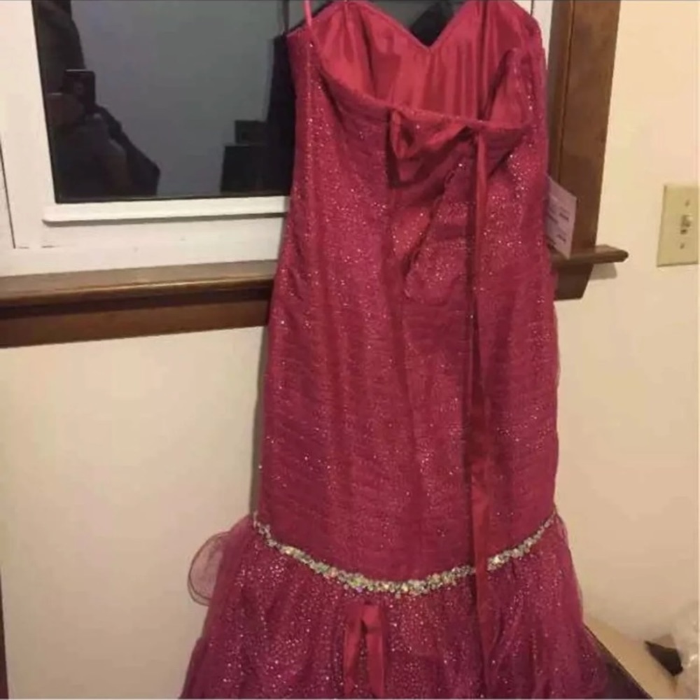 NET LANDA SPLASH J369 PROM DRESS - Picture 4 of 4